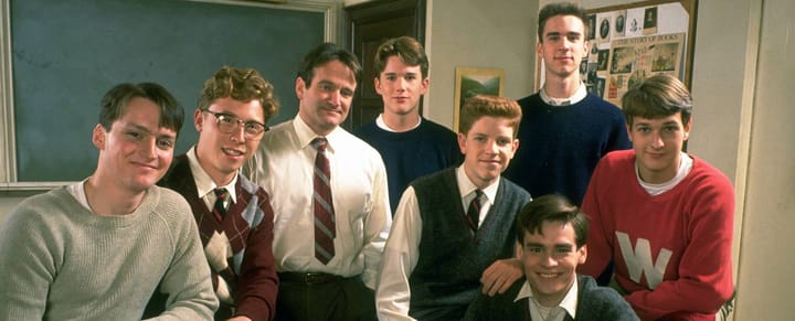 Holt költők társasága